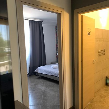 Aparthotel Raggio Di Sole San Cesareo Exterior foto