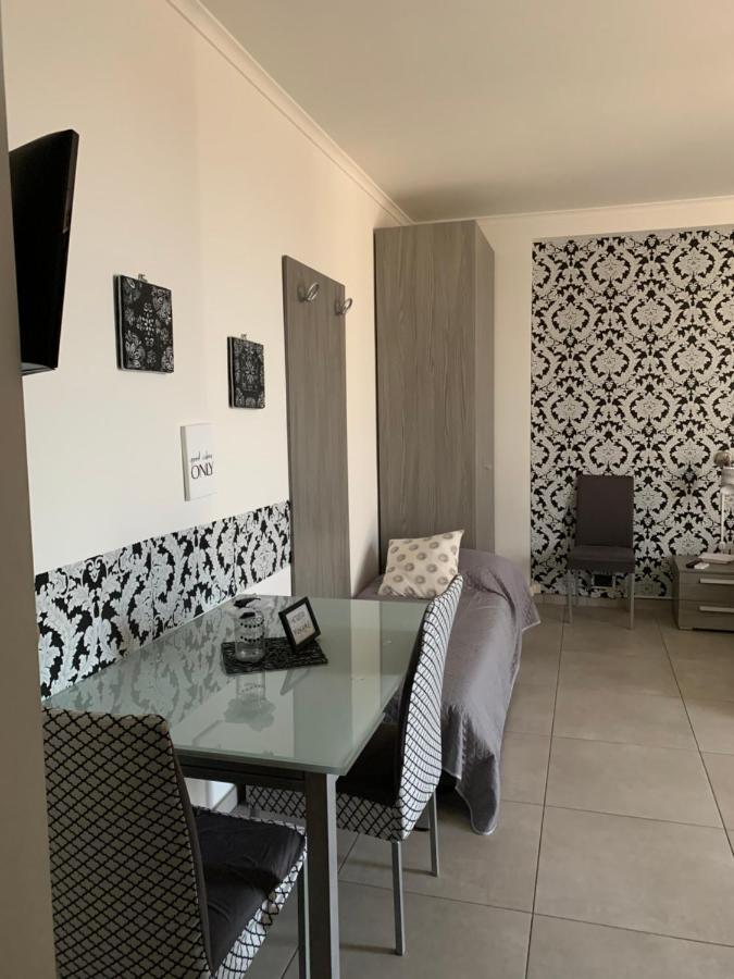 Aparthotel Raggio Di Sole San Cesareo Exterior foto