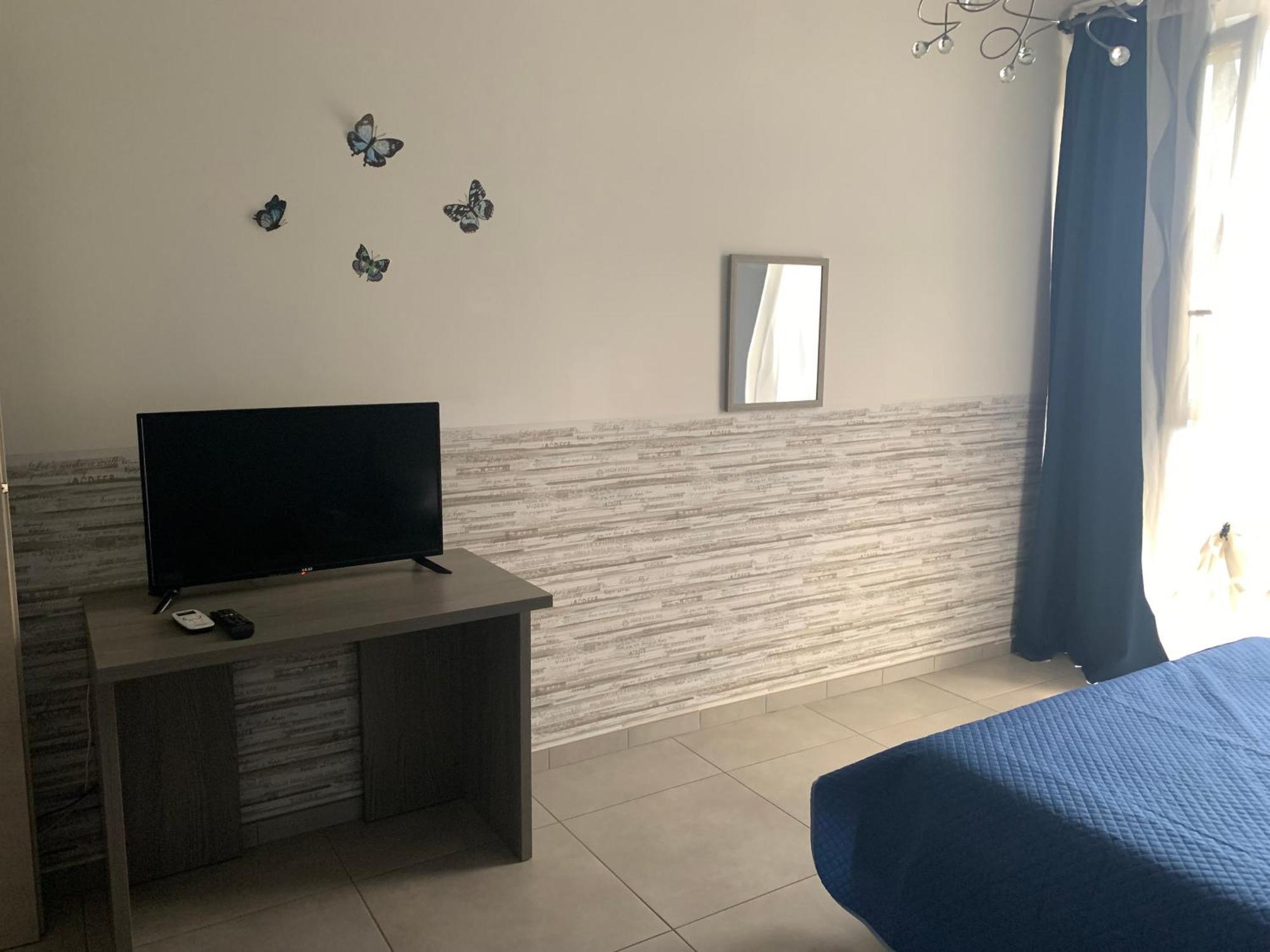 Aparthotel Raggio Di Sole San Cesareo Exterior foto