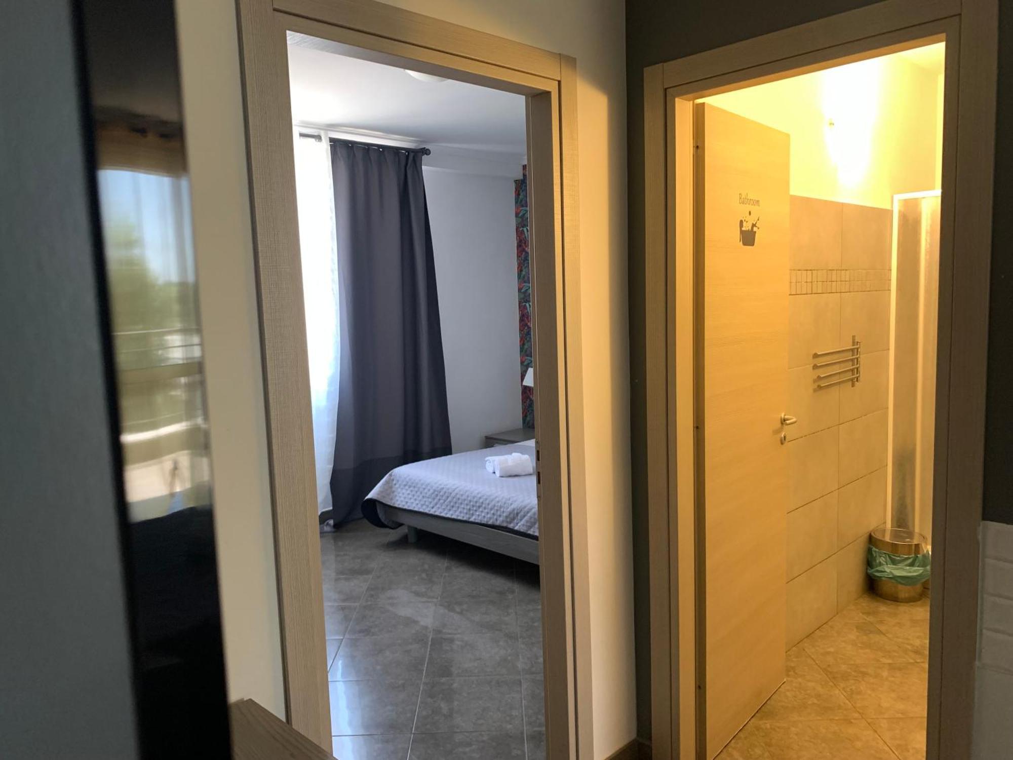 Aparthotel Raggio Di Sole San Cesareo Exterior foto