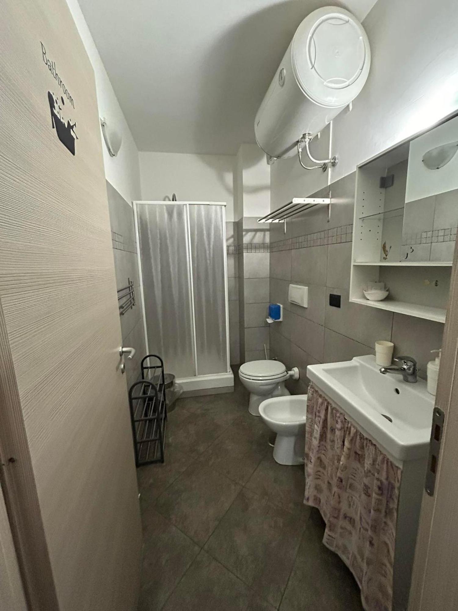 Aparthotel Raggio Di Sole San Cesareo Exterior foto