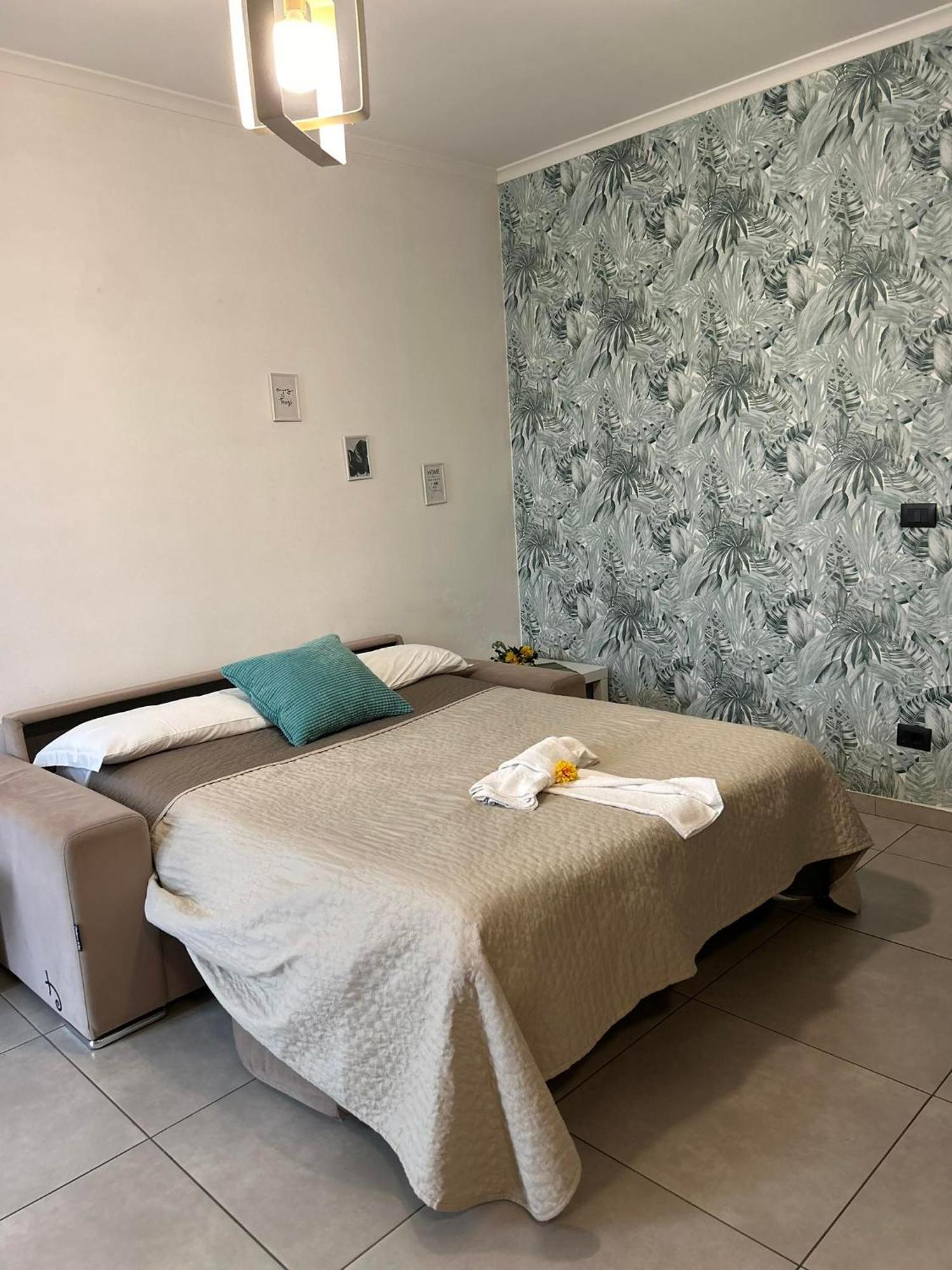 Aparthotel Raggio Di Sole San Cesareo Exterior foto